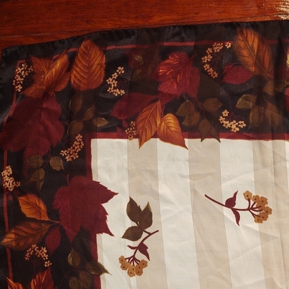 COPY - Autumn Leaves Pattern Scarf - Picture 5 of 9